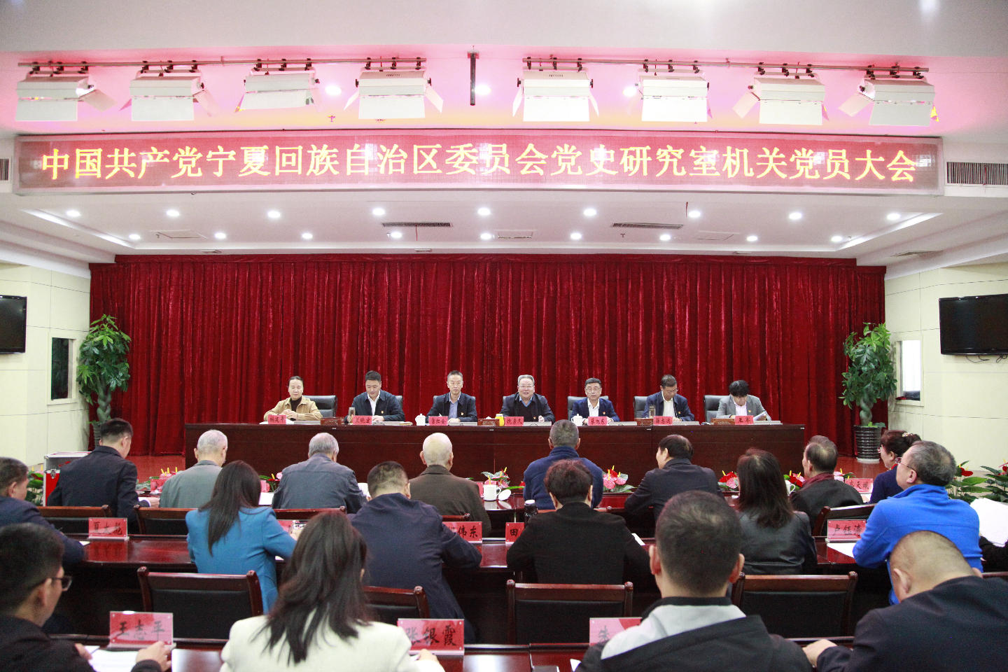 c52bfe84337bafc0396df95a4a556299.jpg c52bfe84337bafc0396df95a4a556299.jpg